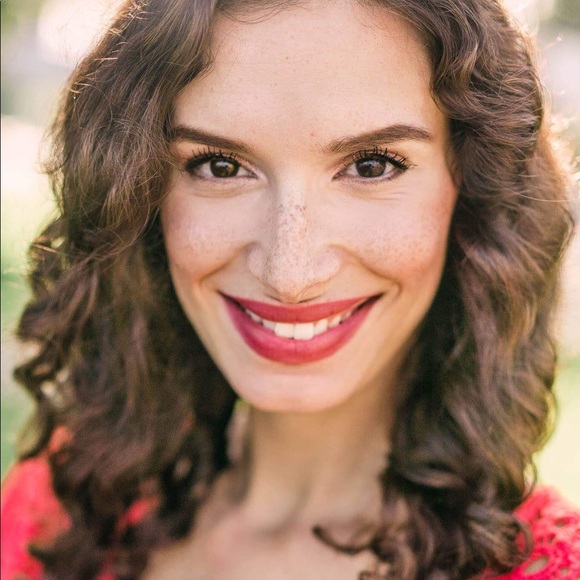 Meet your Posher, Lashay - Picture 5 of 7